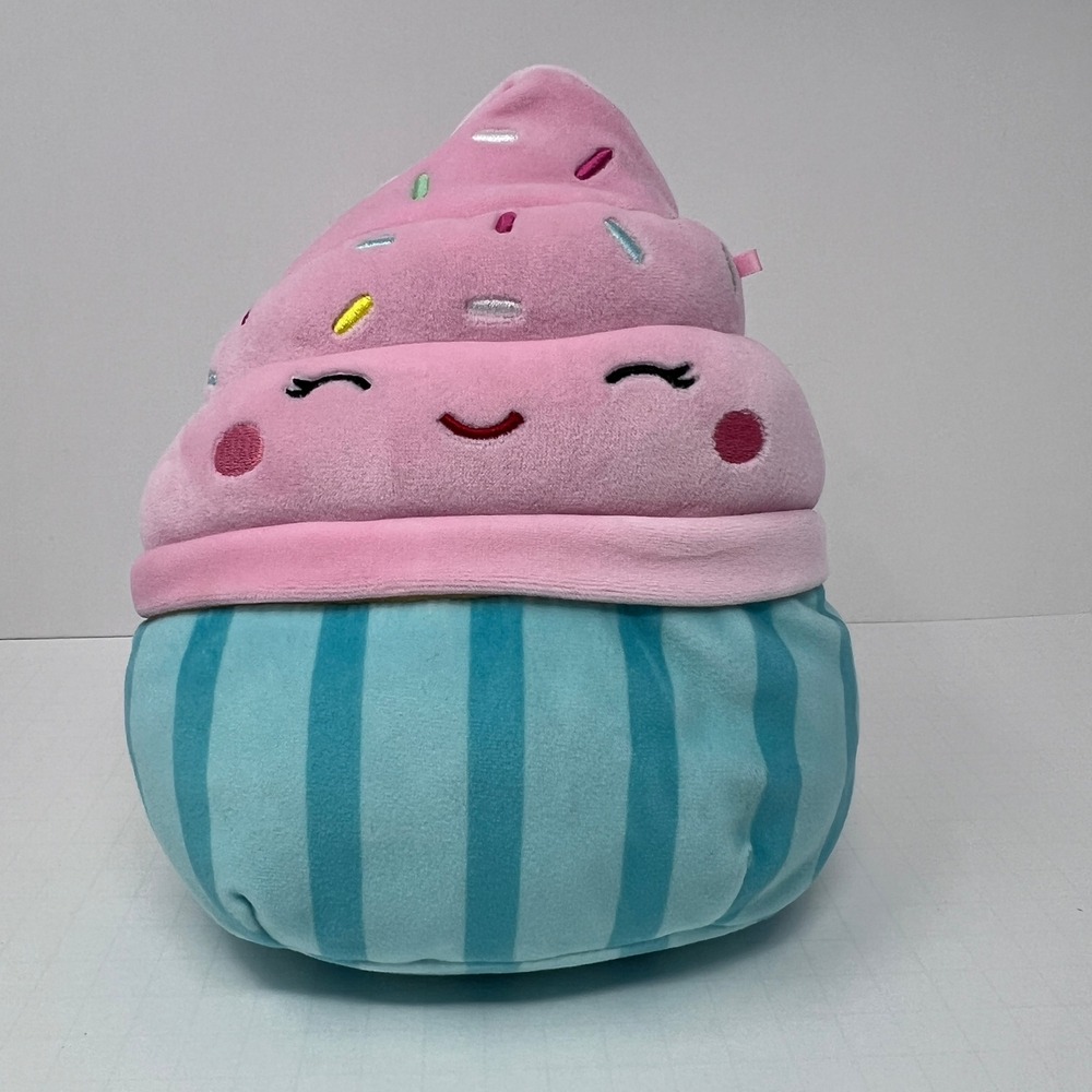 Squishmallows Deidre Cupcake 8 inch Pink‎ Blue Sprinkles Foodie Plush Toy